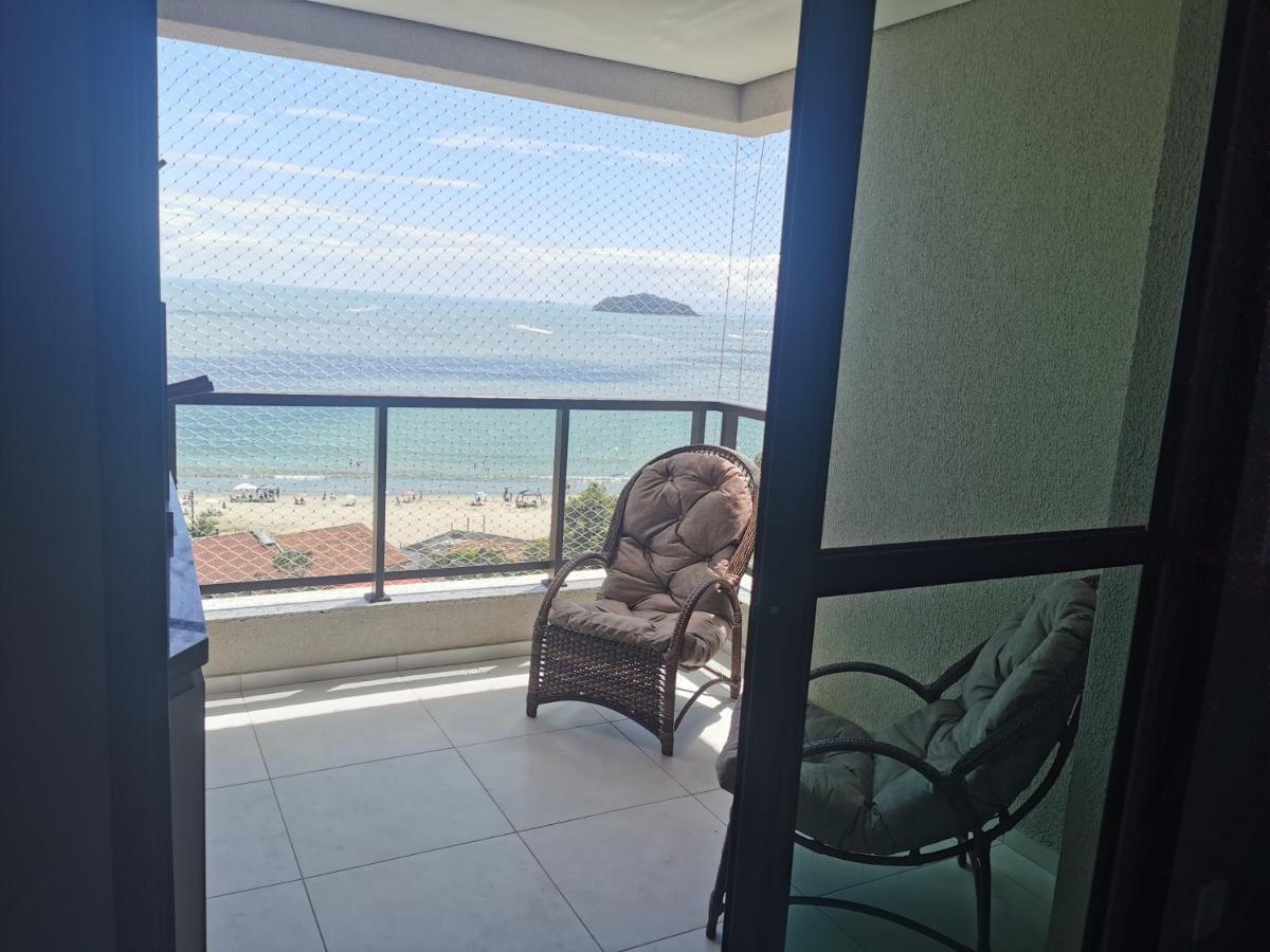 Aptos Em Home Club Frente Mar Com Area De Lazer Completa Penha  Exterior photo